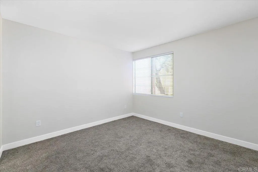 https://cdn.realtyfeed.com/cdn/127/306647507/3b88ef5d8434e14213a2be6c94661f5f.webp