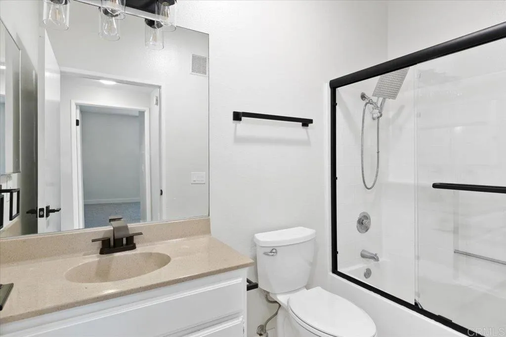 https://cdn.realtyfeed.com/cdn/127/306647507/540d9151af633377979d578a0fdc32d4.webp