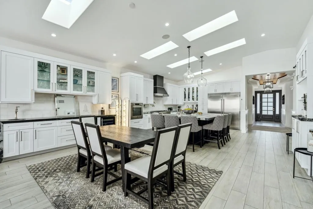 4230 Orchard Avenue, San Diego, CA 92107 - Photo 4 of 46, San Diego, CA