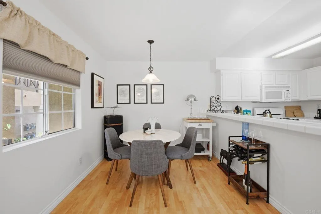 Photo #4: NDP2601609 Listing: Photo #4