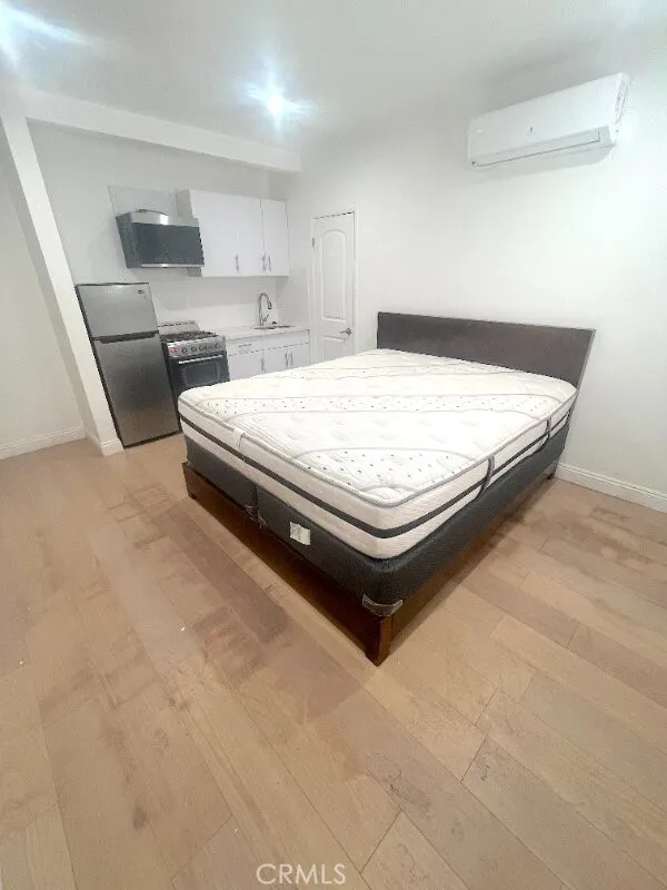 1444 15th Street Unit 8, Santa Monica, CA 90404 - Photo 2 of 12, Santa Monica, CA