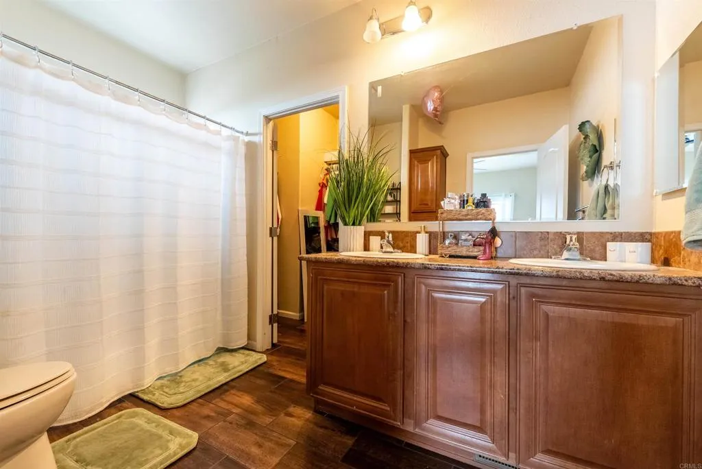 1850 Lincoln Unit Spc 163, El Centro, CA 92243 - Photo 4 of 31, El Centro, CA