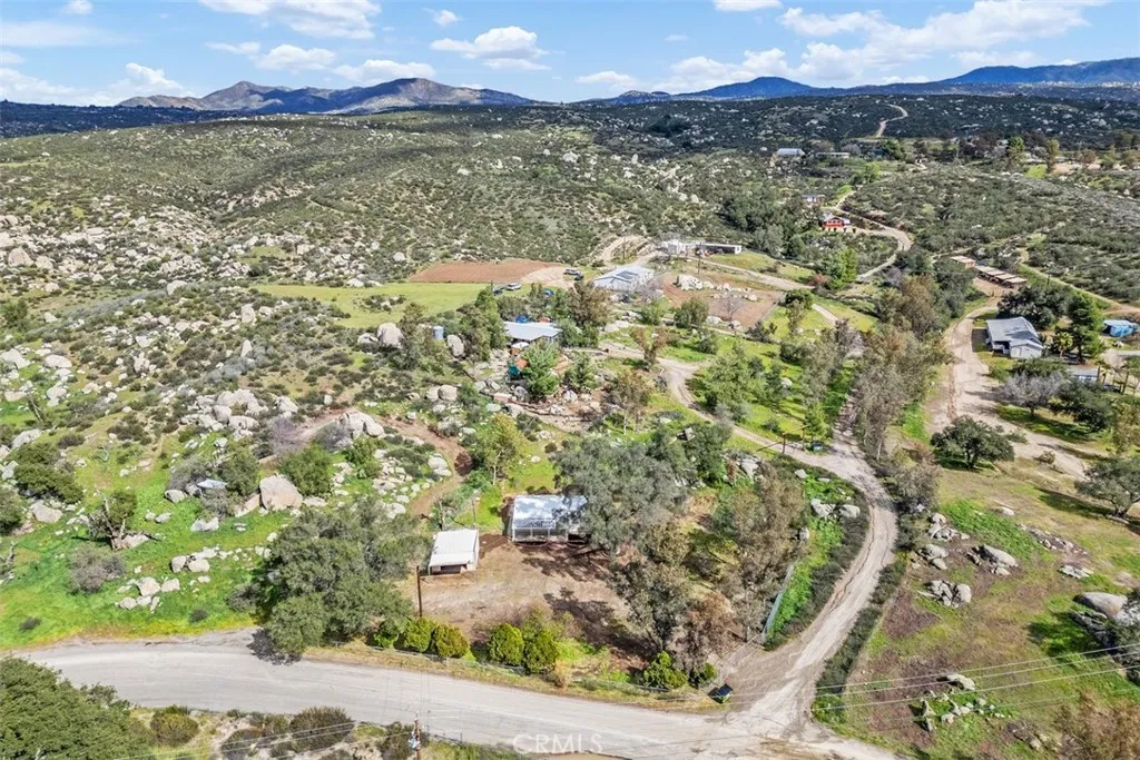 42580 E Benton, Hemet, CA 92544 - Photo 4 of 31, Hemet, CA