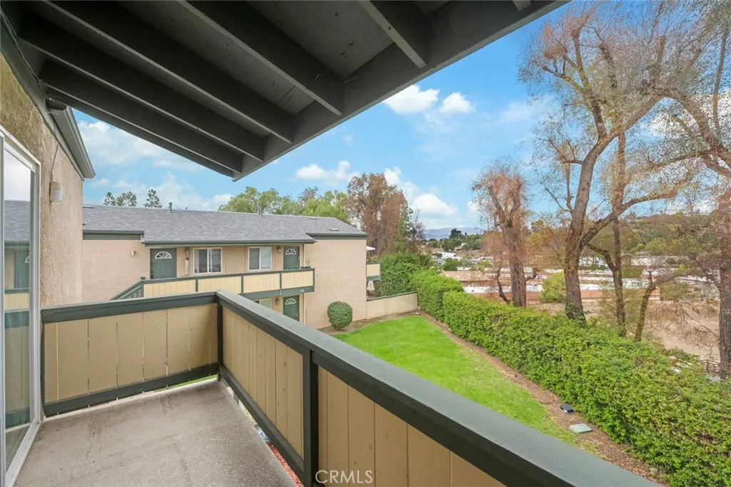 https://cdn.realtyfeed.com/cdn/127/306647633/82943791375af1dc7eeeb1c85558ccec.webp