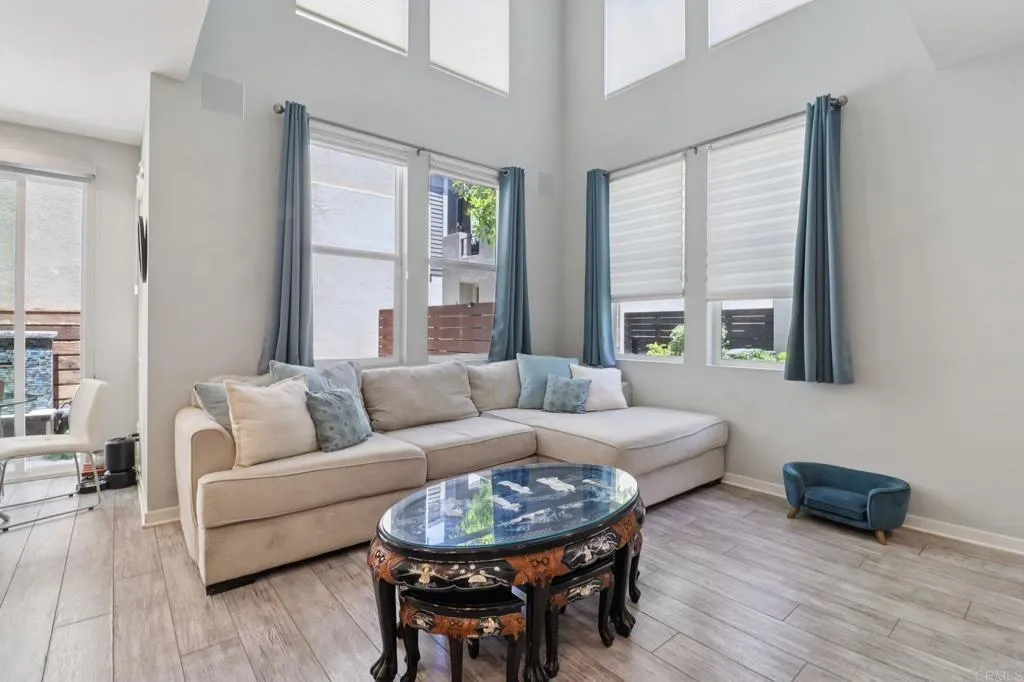 Photo #1: PTP2601328 Listing: Photo #1