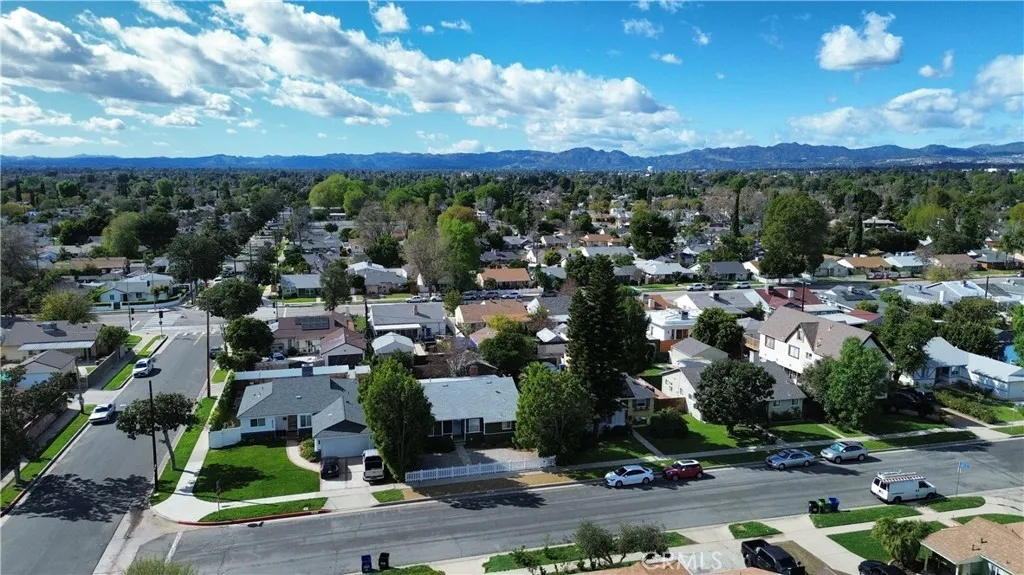 8009 Aldea, Lake Balboa, CA 91406 - Photo 2 of 36, Lake Balboa, CA