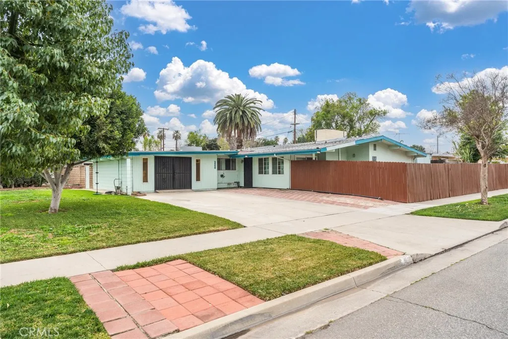 3866 Gates Place, Riverside, CA 92504 - Main photo, Riverside, CA