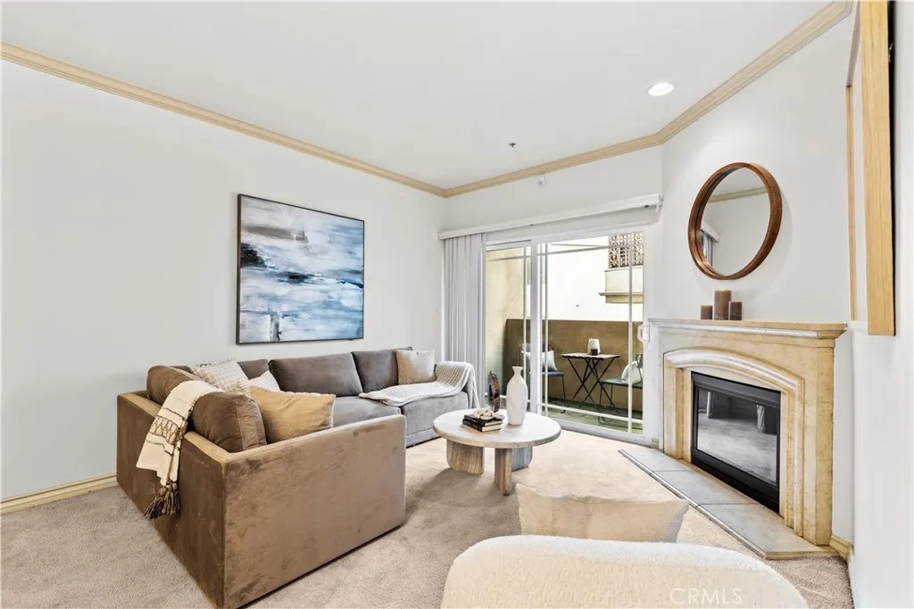 10715 Camarillo Street Unit 203, North Hollywood, CA 91602 - Photo 2 of 19, North Hollywood, CA