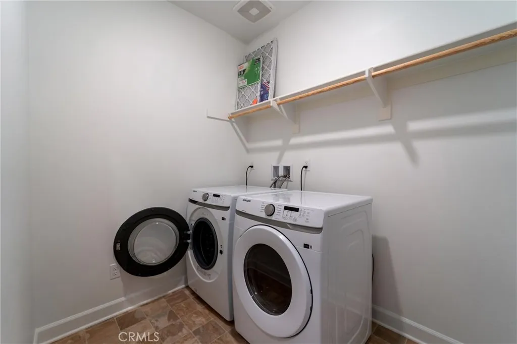 https://cdn.realtyfeed.com/cdn/127/306647842/608c325e05a13d26d73a141bf720bee0.webp