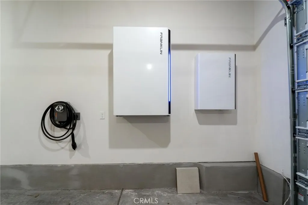 https://cdn.realtyfeed.com/cdn/127/306647842/941945f2b4e56e337c53ac5d3f7b4e19.webp