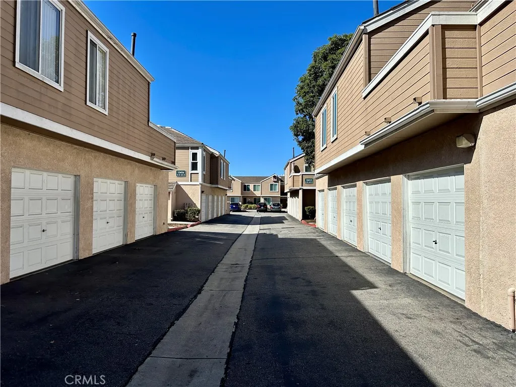 10432 W Briar Oaks Unit E, Stanton, CA 90680 - Photo 5 of 42, Stanton, CA