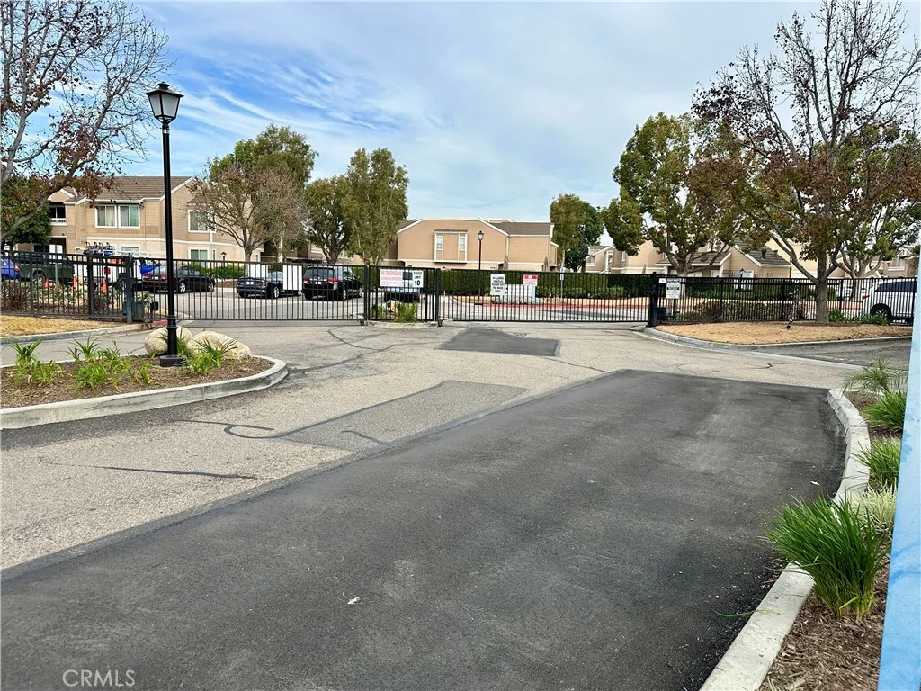 10432 W Briar Oaks Unit E, Stanton, CA 90680 - Photo 3 of 42, Stanton, CA