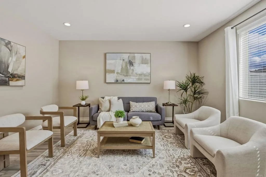 https://cdn.realtyfeed.com/cdn/127/306647897/687e7c9b1a04fbe1875405160ee6a731.webp