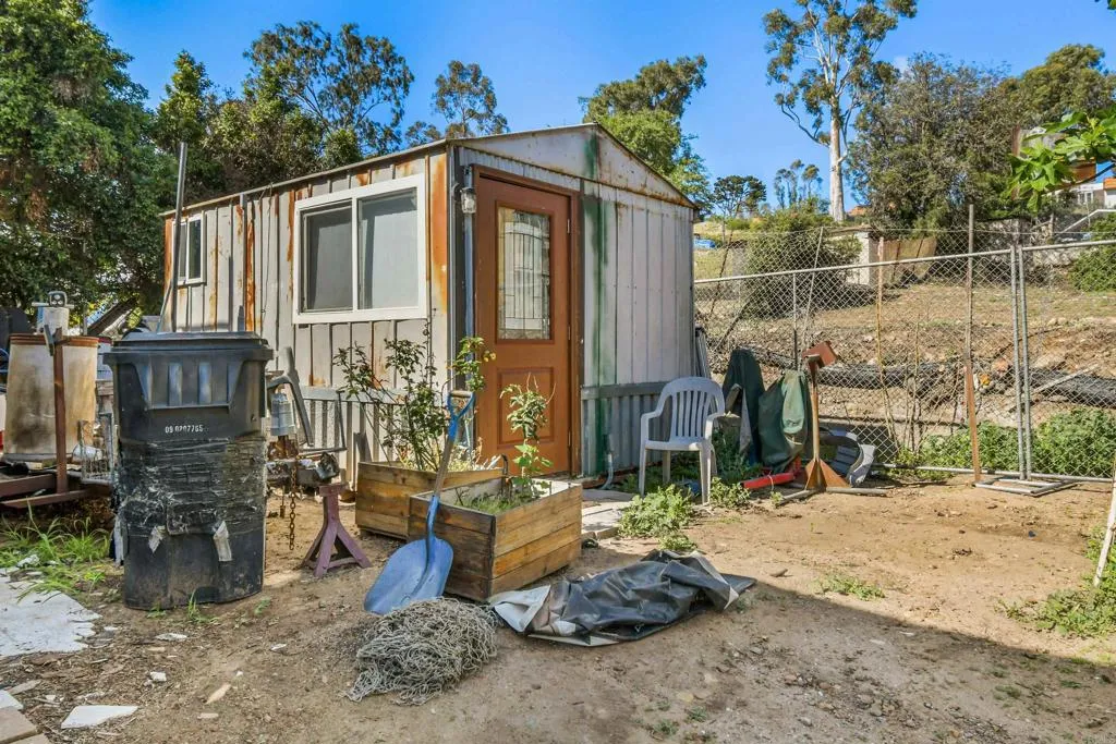 https://cdn.realtyfeed.com/cdn/127/306647952/8b38f4f3d9f9905542423719acd850a5.webp