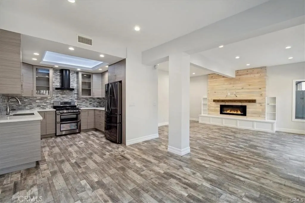 10831 Roycroft Street 72