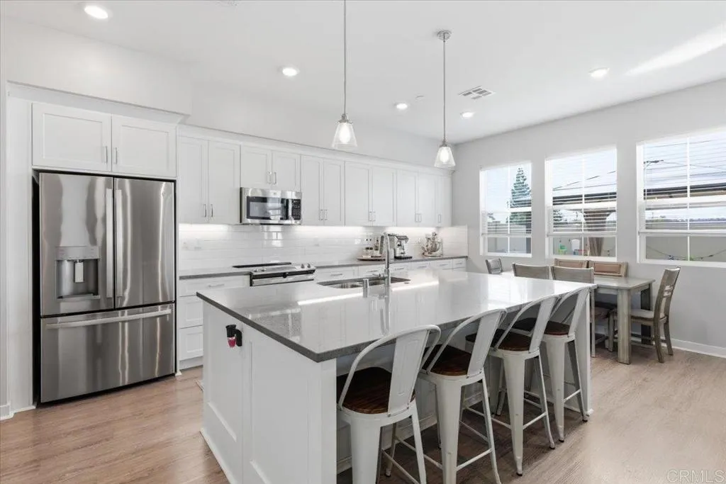 Photo #5: PTP2601337 Listing: Photo #5