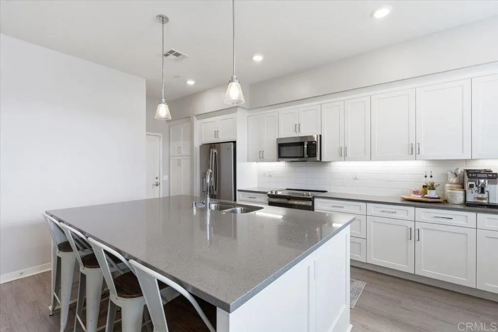 Photo #7: PTP2601337 Listing: Photo #7