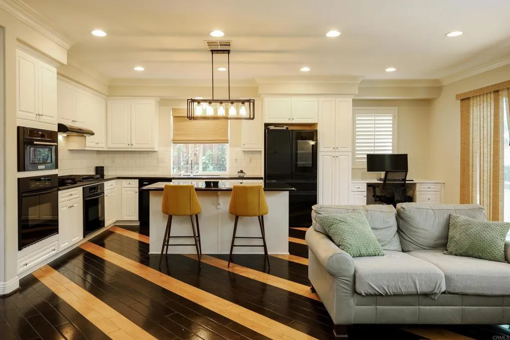 https://cdn.realtyfeed.com/cdn/127/306648041/57118c8bd3cdf0a231cbc7b2e3287f4c.webp