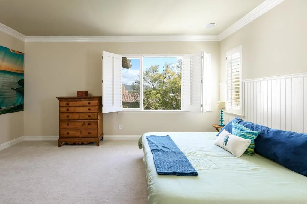 https://cdn.realtyfeed.com/cdn/127/306648041/8ebc14204317aac62e80293d90359d41.webp