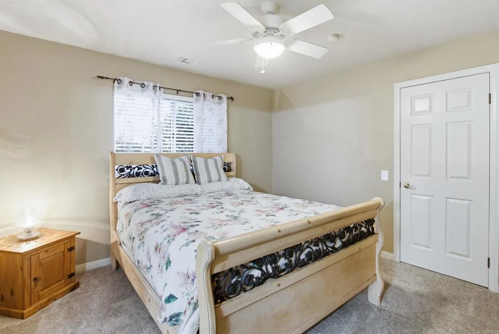 https://cdn.realtyfeed.com/cdn/127/306648096/9f9e2d2531e90b3e0bb403a757d066ac.webp
