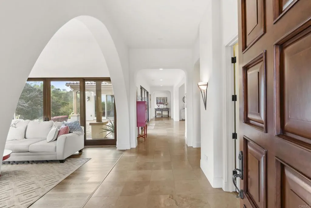 https://cdn.realtyfeed.com/cdn/127/306648130/0fa33cd018a676bb3d693592cde5ff8b.webp