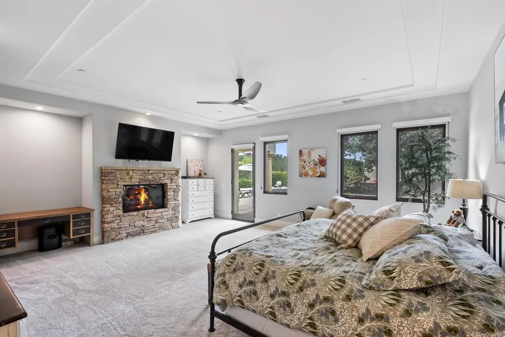 https://cdn.realtyfeed.com/cdn/127/306648130/2136f8dd7e90aa612ec9ebe45f373491.webp