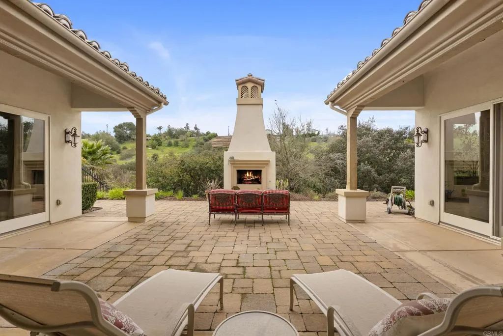 https://cdn.realtyfeed.com/cdn/127/306648130/266e418deddaba848f7431ab9d8da004.webp
