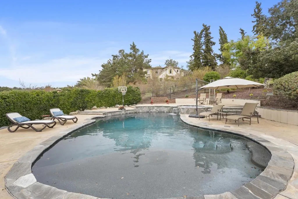 https://cdn.realtyfeed.com/cdn/127/306648130/bed5279a5b2968a1bf6c7f249a25a1ec.webp