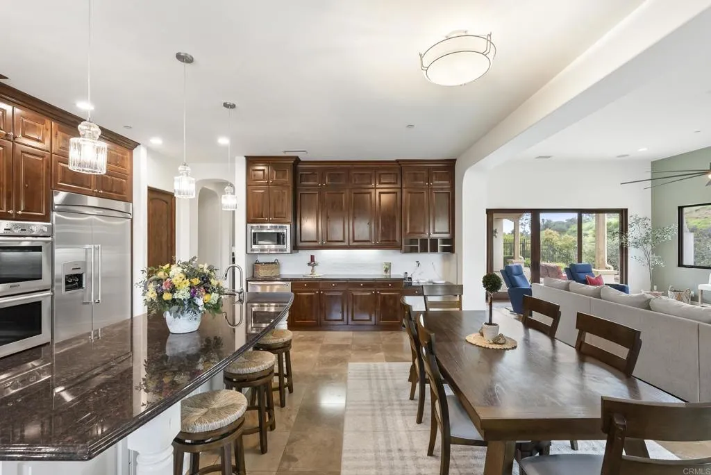 https://cdn.realtyfeed.com/cdn/127/306648130/c27cf01d95bd49b0c85d33537c24ca0c.webp