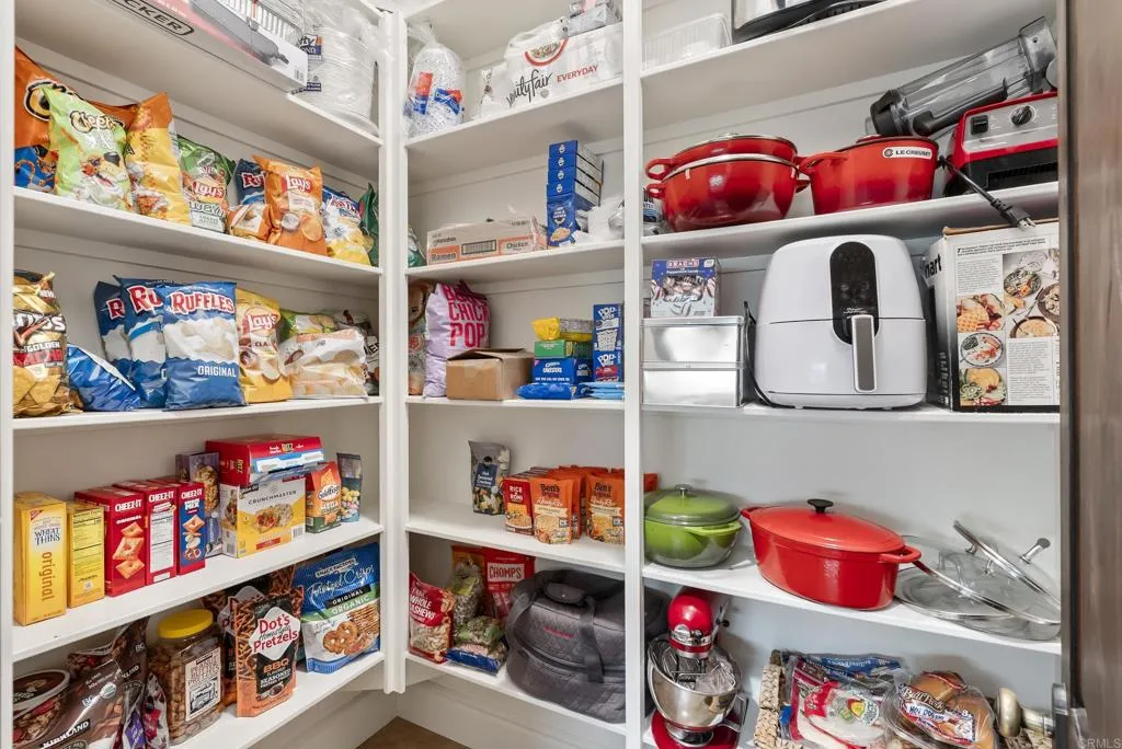 https://cdn.realtyfeed.com/cdn/127/306648130/ca47208aae31e0862ca01d30103a9367.webp