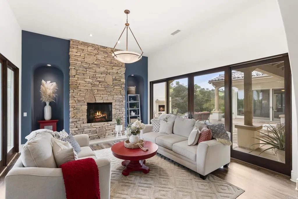 https://cdn.realtyfeed.com/cdn/127/306648130/e1f7352b06e93e4c294bfea0b74573c4.webp