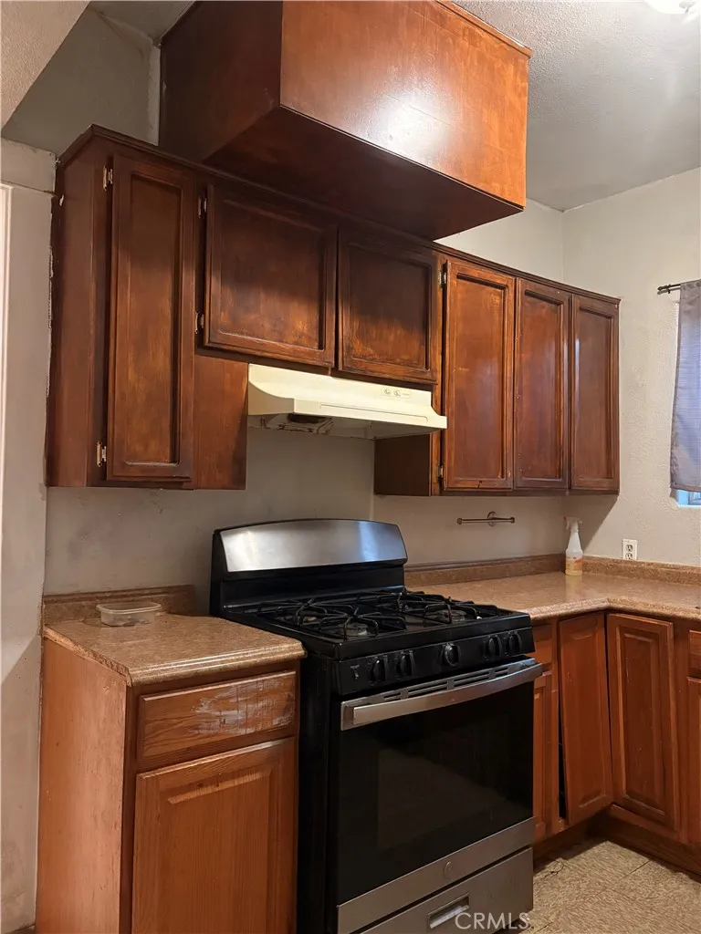 20937 Francis Drive, , CA 93261 - Photo 4 of 10, CA