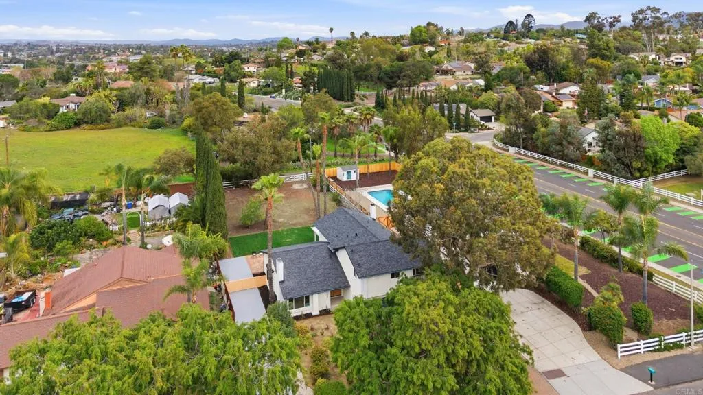 https://cdn.realtyfeed.com/cdn/127/306648196/8429ab30e1bda31e40242fd74b642d70.webp