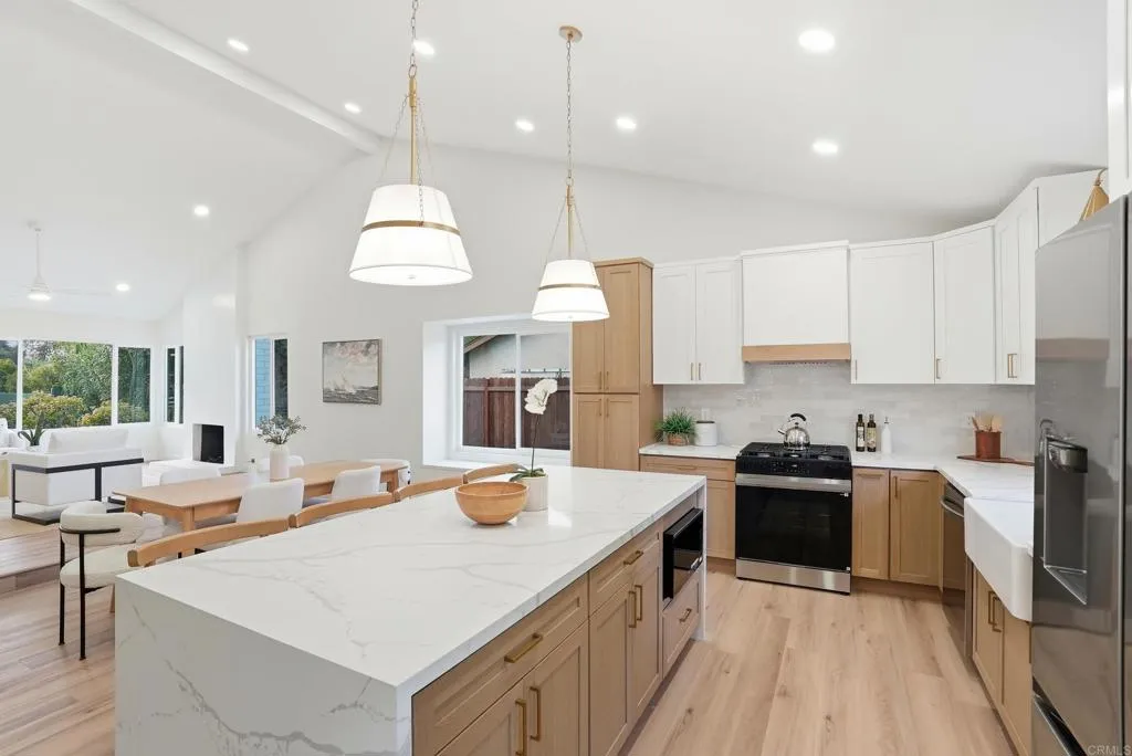 https://cdn.realtyfeed.com/cdn/127/306648196/983fb7c90e227466c28f274acd65c732.webp