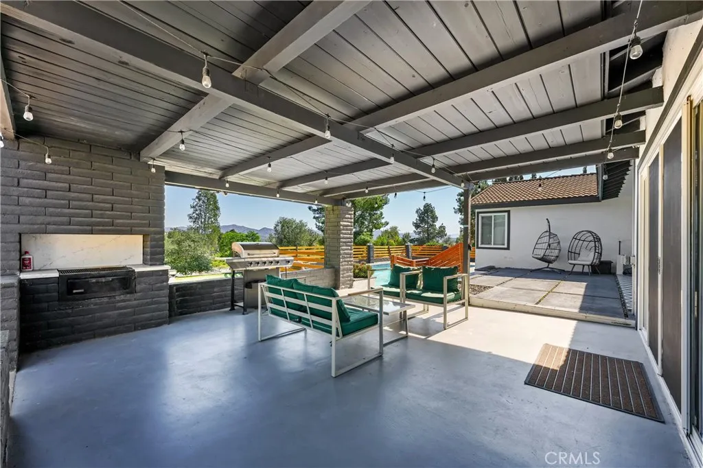 https://cdn.realtyfeed.com/cdn/127/306648226/f90de4d4c1b02a8729a6c63a3910306d.webp