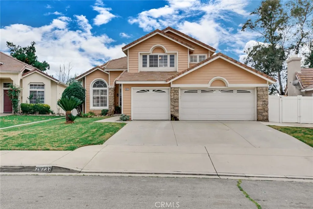 Highland, CA 92346
