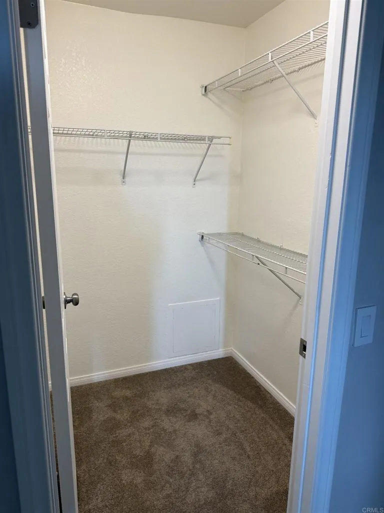 https://cdn.realtyfeed.com/cdn/127/306648257/6afdc531d5643060030e84d28326d1aa.webp