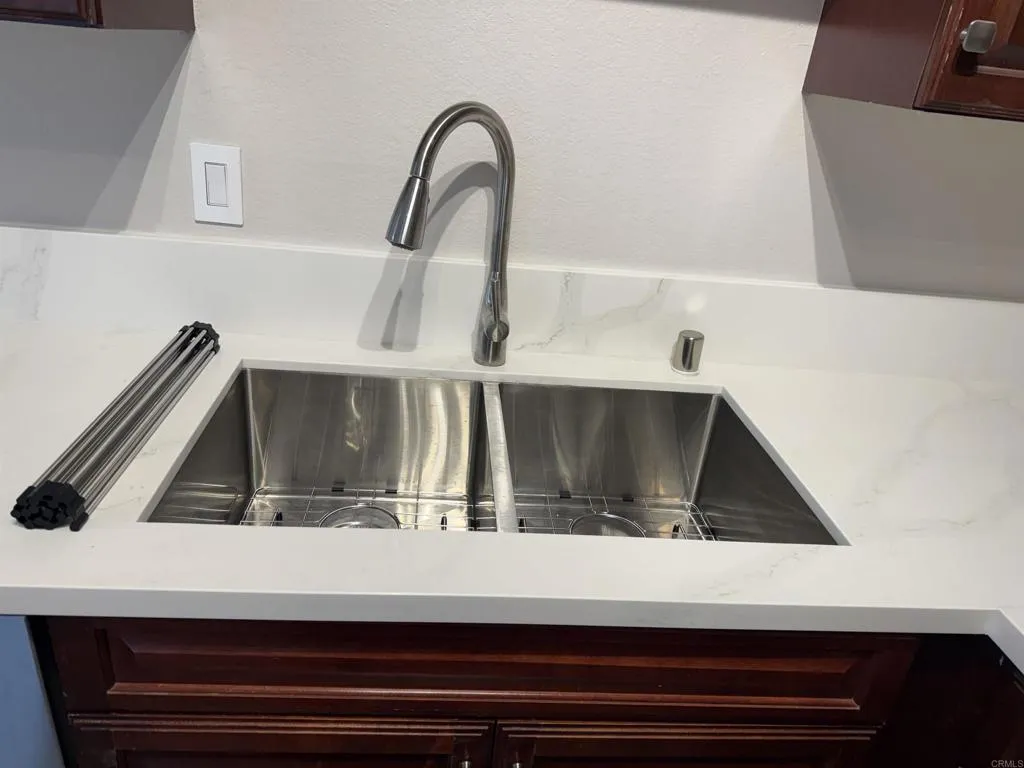 https://cdn.realtyfeed.com/cdn/127/306648257/a9837c57b3fec73ed205da990b543882.webp