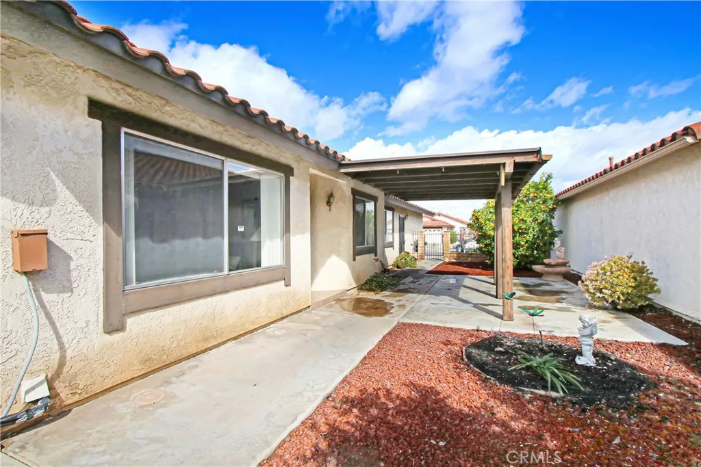 26203 Shadywood, Menifee, CA 92586 - Photo 4 of 26, Menifee, CA