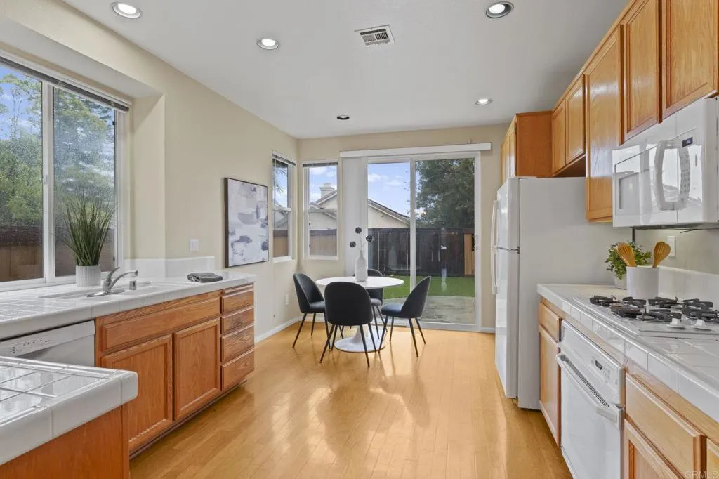 https://cdn.realtyfeed.com/cdn/127/306648357/126791a11366a51c1bfe211f2ac92d6b.webp