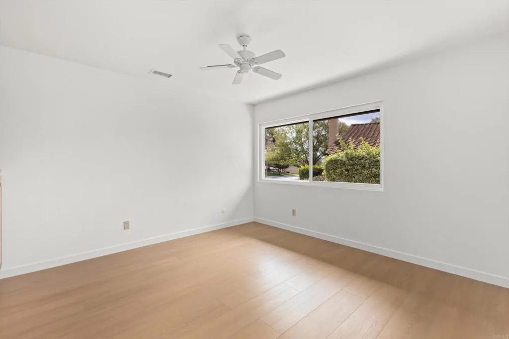 Photo #26: NDP2601641 Listing: Photo #26