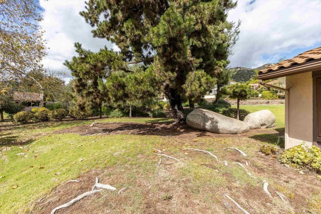 Photo #32: NDP2601641 Listing: Photo #32