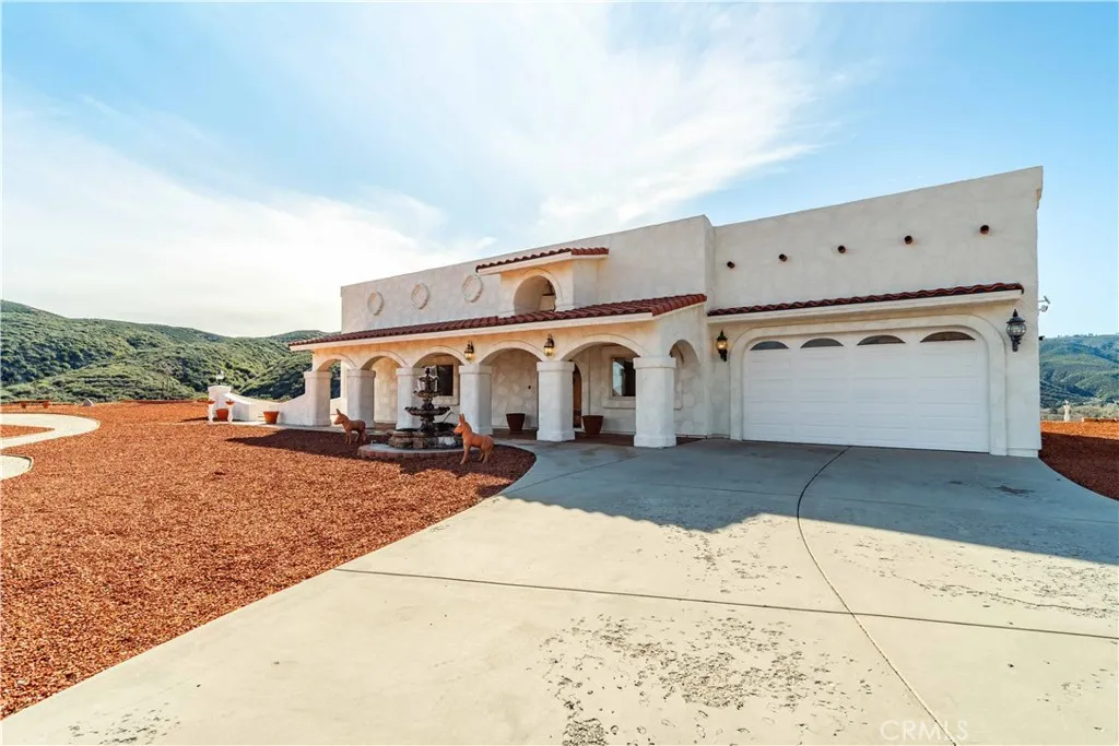 43738 Mountain View Rd, Lake Hughes, CA 93532 - Photo 5 of 60, Lake Hughes, CA