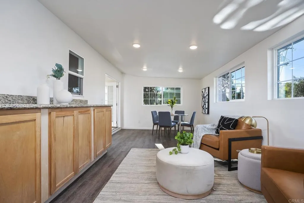 https://cdn.realtyfeed.com/cdn/127/306648412/0c14eec39b78a9a8376dd62225cf2a6b.webp