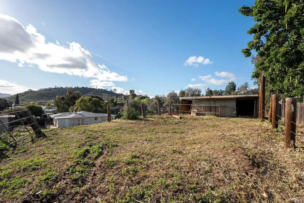 https://cdn.realtyfeed.com/cdn/127/306648412/24e32dedd60efb32641449471518c001.webp