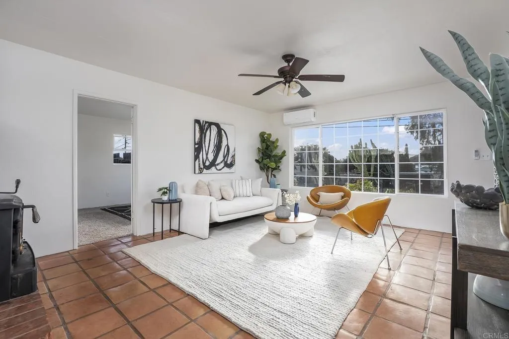 https://cdn.realtyfeed.com/cdn/127/306648412/39d69b12dc4ef40a48ded236953883d8.webp