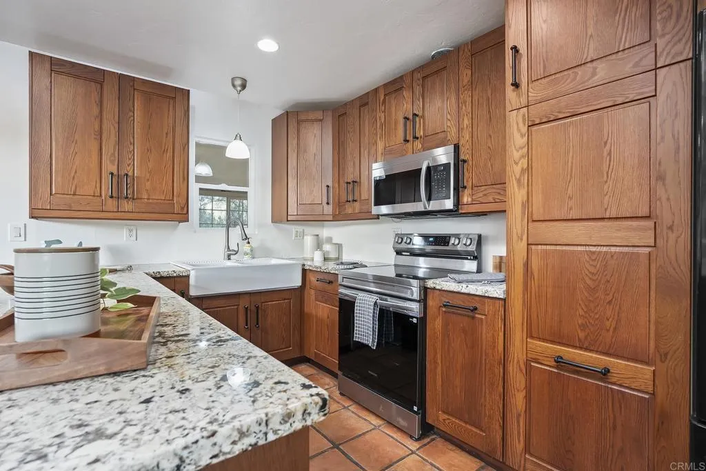 https://cdn.realtyfeed.com/cdn/127/306648412/3ec11e25c30afd3457c1278248e5e8bf.webp