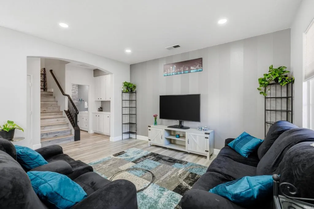 Photo #8: PTP2601355 Listing: Photo #8