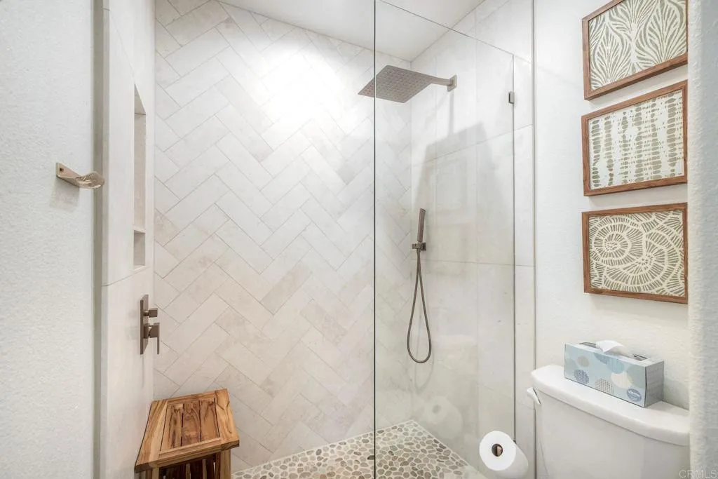 Photo #13: NDP2601644 Listing: Photo #13