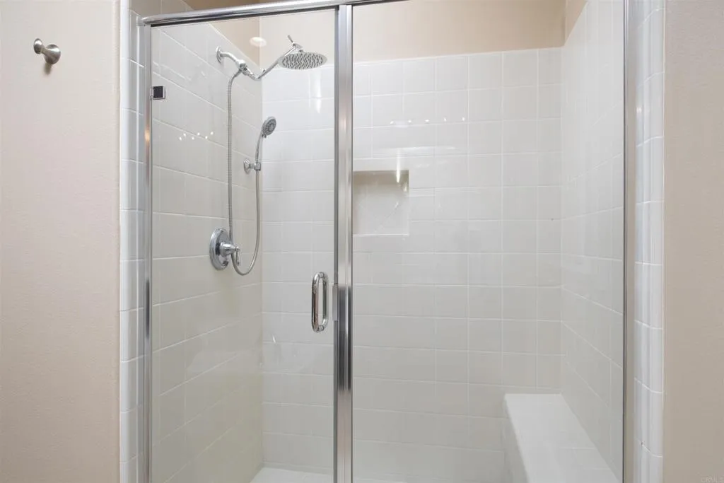https://cdn.realtyfeed.com/cdn/127/306648442/c27df8c8759dbf97676a4f468ed6a65c.webp